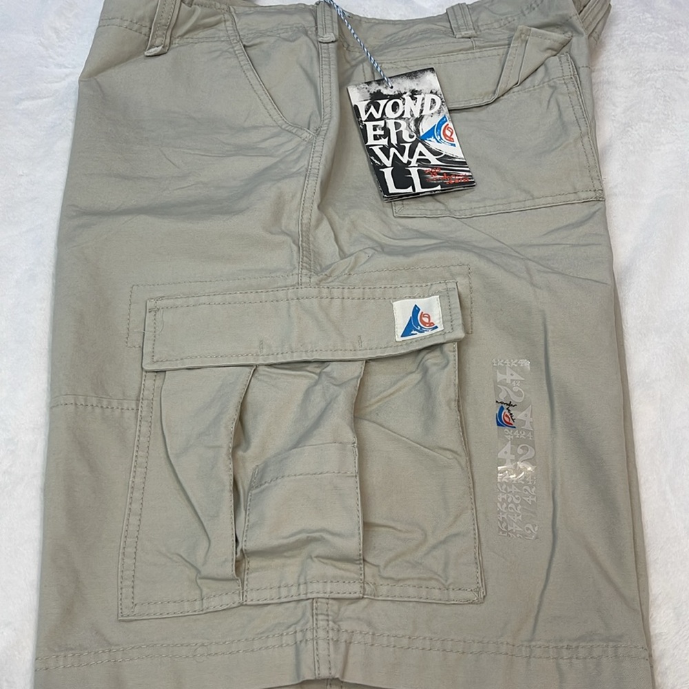 WONDER WALL BROKEN IN CARGO SIZE 42 Men's Tan Cargo Shorts NWT - Picture 9 of 9